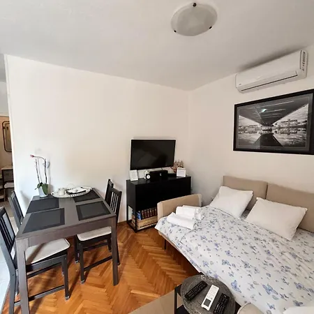 Apartment Marevic