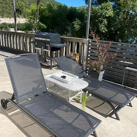 Marevic Apartment *