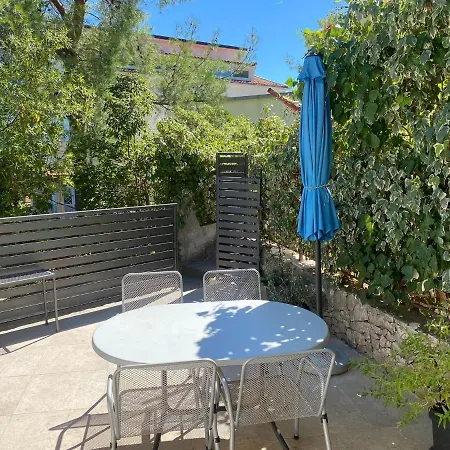 Marevic Apartment *